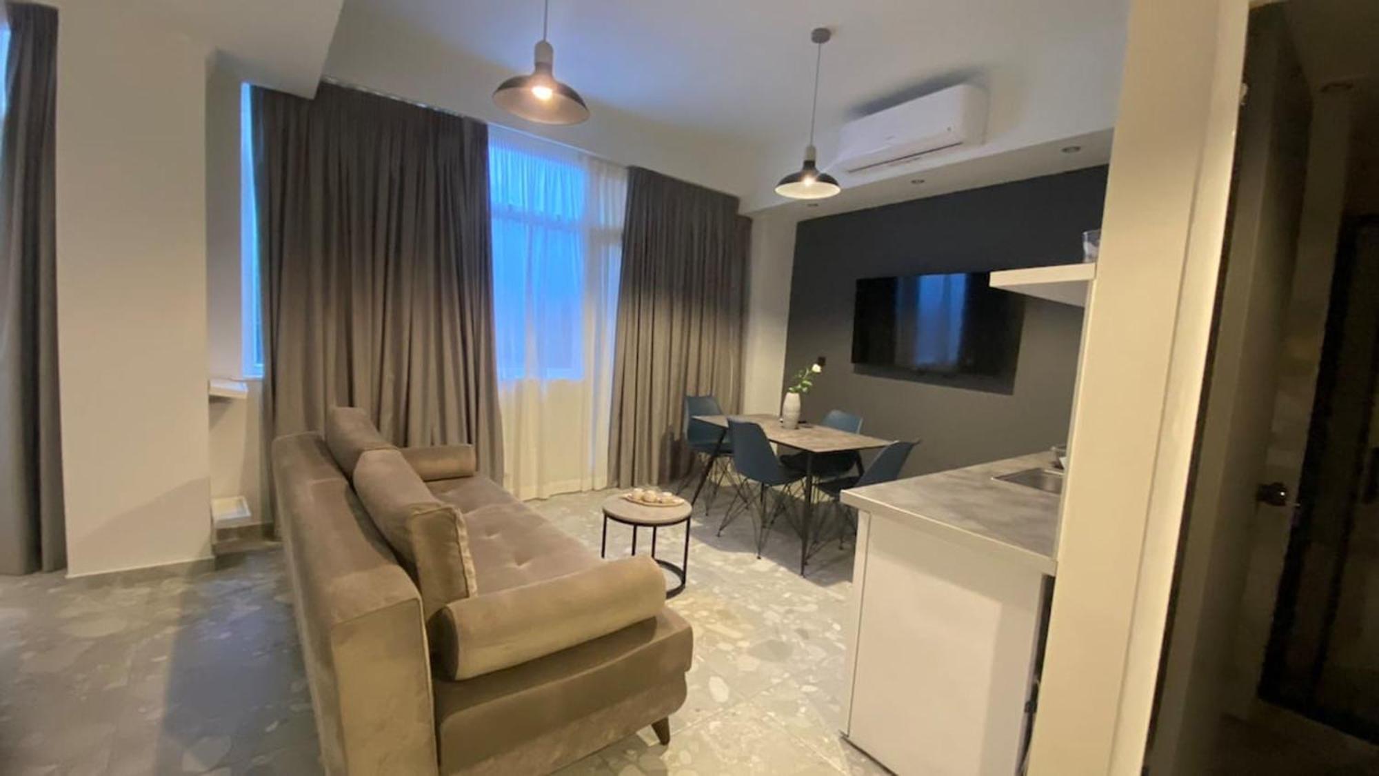 Mykonos #112 - Superhost Hub Apartment เอเธนส์ ภายนอก รูปภาพ