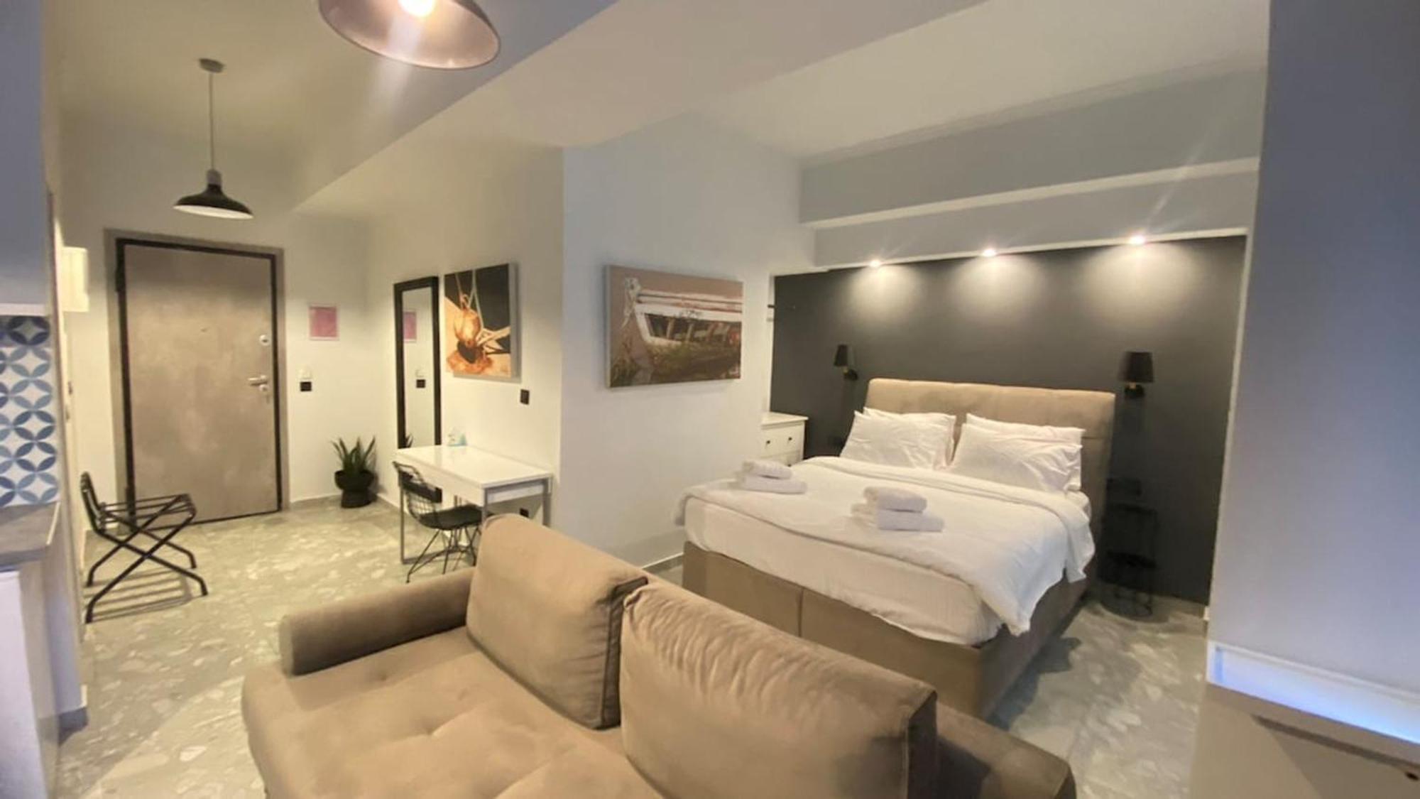 Mykonos #112 - Superhost Hub Apartment เอเธนส์ ภายนอก รูปภาพ