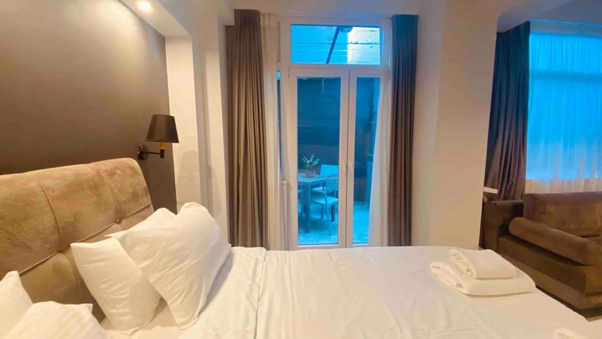 Mykonos #112 - Superhost Hub Apartment เอเธนส์ ภายนอก รูปภาพ
